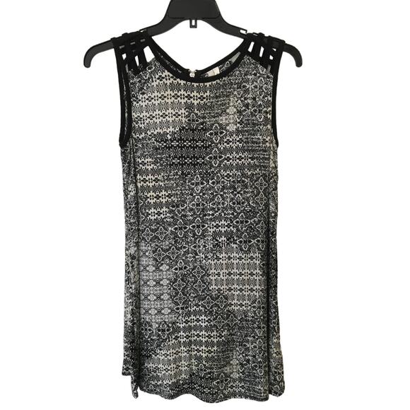 Speechless Size Large Black & White Sundress With Zipper In The Back - Picture 1 of 3